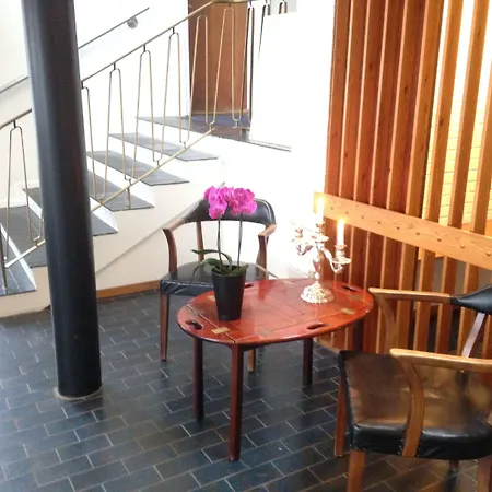 여관 Blommenslyst Kro 3*