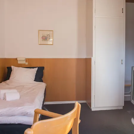 여관 Blommenslyst Kro