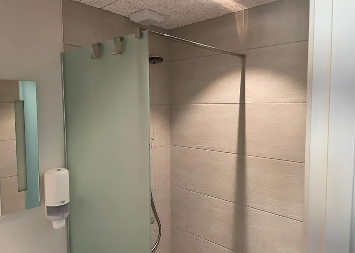 布鲁门斯李斯特克罗旅馆 宾馆 3*